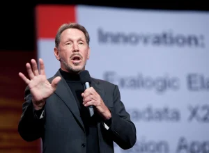 Larry Ellison oferece garantia pessoal de US$ 40,4 bilhões para sustentar oferta de US$ 108,4 bi da Paramount pela Warner — entenda o impacto na disputa com a Netflix