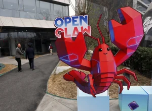 Como o sucesso do assistente OpenClaw expõe as ambições da China na corrida pela IA e pressiona jovens a criar startups