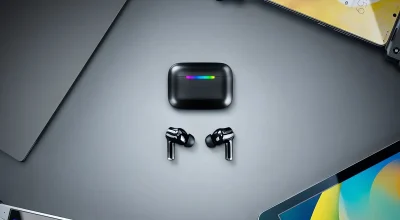 Razer anuncia Hammerhead V3 HyperSpeed: fones com estojo que vira receptor 2,4 GHz, Bluetooth 6.0, ANC híbrido e áudio THX