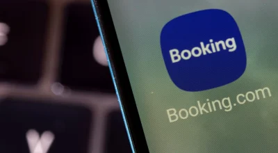 Booking.com confirma invasão em sistemas e alerta que dados de reservas como nome, e-mail e telefone podem ter sido vazados — o que fazer
