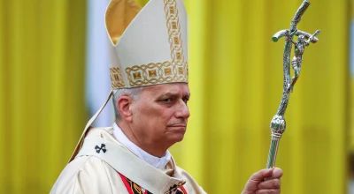 Papa Leão XIV critica uso de IA que 'simula' a realidade e alerta para bolhas informacionais após imagem de Trump como Jesus provocar polêmica durante missão à África