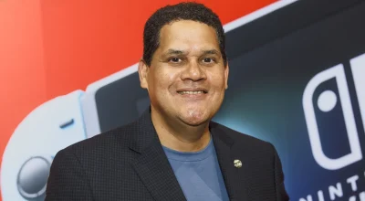 Reggie Fils‑Aimé conta ligação em que executivo da Amazon pediu apoio financeiro ilegal para derrubar concorrentes — e por isso a Nintendo parou de vender na Amazon na era do DS