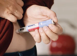 Grupo hacker FulcrumSec afirma ter roubado 1,3 TB de dados da Novo Nordisk, dona do Ozempic, e ameaça vender material após resgate falhar