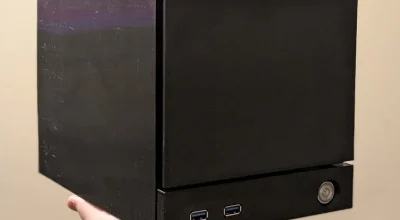 Engenheiro da AMD cria "Steam Machine" com placa-mãe montada na diagonal - Adrenaline