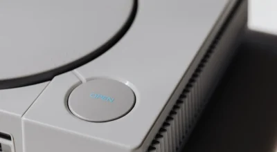Clássico do PlayStation 1 está sendo traduzido para PT-BR