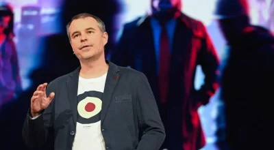 Former Assassin's Creed, Watch Dogs Director Likens Large-Scale Game Development to Working With 'Flaming Barrels Falling Down From a Construction Site', Months After Parting Ways With Ubisoft
