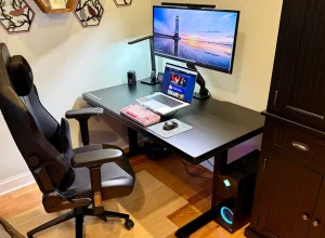 Blacklyte Atlas Lite Standing Desk Review: Solid Features at Half the Price
