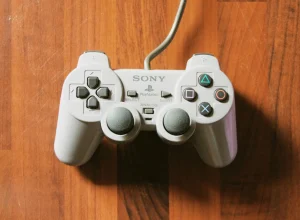 PlayStation 1 tem jogo DIFICÍLIMO traduzido para o inglês